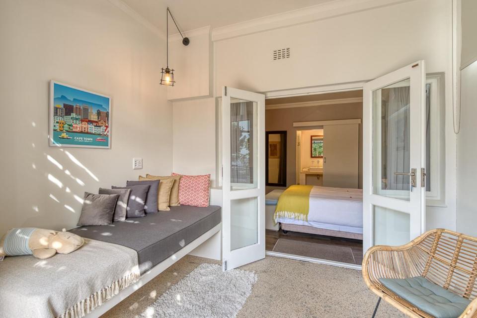 De Tafelberg Guesthouse Kapstaden Exteriör bild